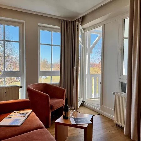 Apartment Attraktive Fuer 4 Mit Balkon Strandnah In *