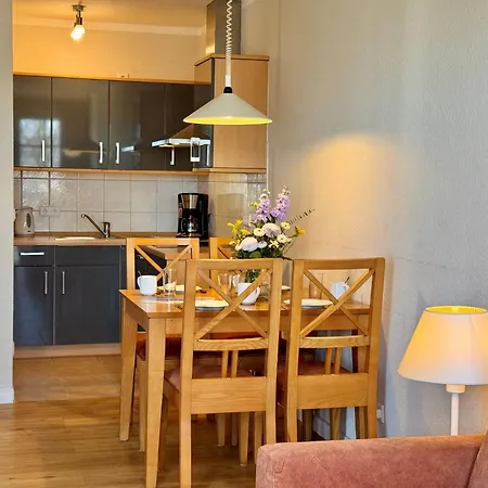 Attraktive Fuer 4 Mit Balkon Strandnah In Apartment